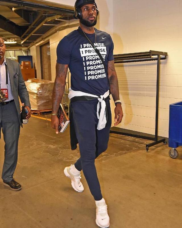 徐正源：希望球员们不要忘记今年的遗憾，在冬训更加努力（徐正源提醒队员：铭记今年遗憾，冬训更刻苦）