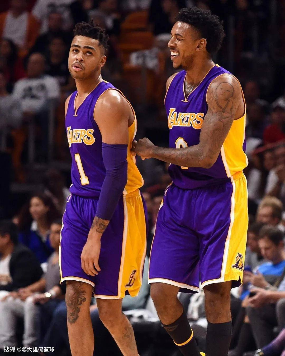 TA：巴萨、曼城和巴黎欣赏阿克利乌什，明夏他会高价转会（TA：巴萨、曼城与巴黎青睐阿克利乌什，明夏或高价转会）