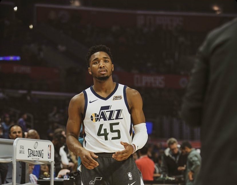 4次扑救，巴萨外租门将佩尼亚当选埃尔切vs皇马全场最佳（四次神扑！巴萨外租门将佩尼亚当选埃尔切战皇马全场最佳）