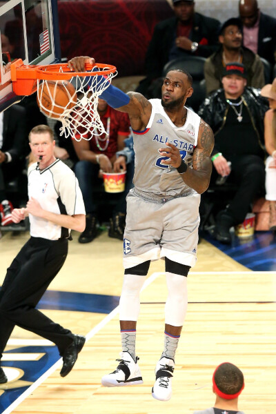 CBA：广州队主场大胜吉林（CBA：广州主场狂胜吉林）