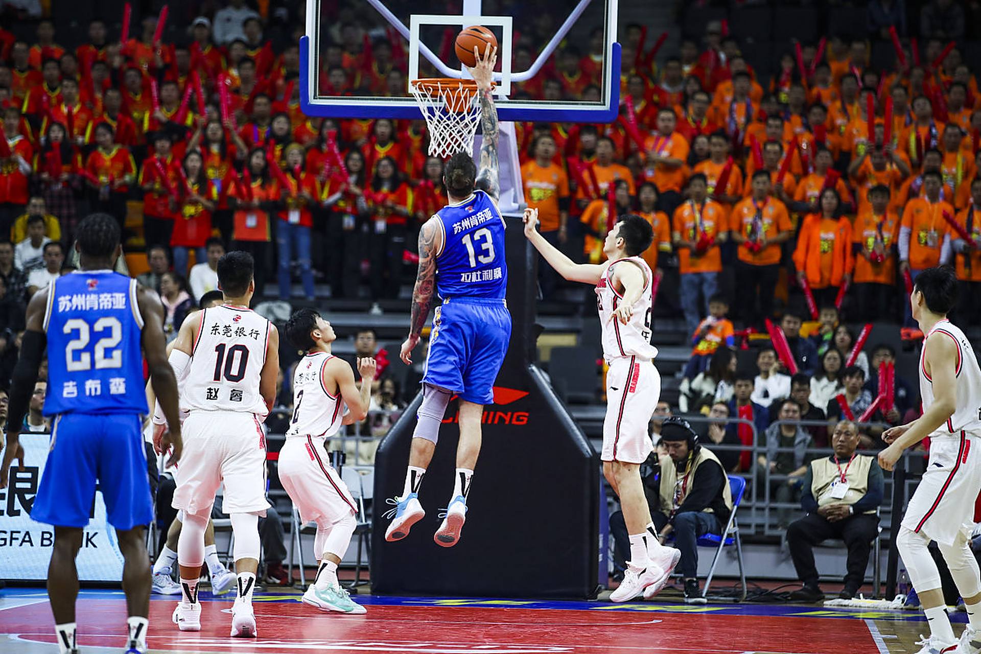 南野拓实：佐野海舟的传球很棒；我们本场战术重点就是抢开局（南野拓实赞佐野海舟传球出色：本场战术重在抢开局）