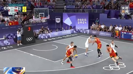 米兰小将博尔萨尼：和一线队球员同场竞技的感觉棒极了（米兰新星博尔萨尼：与一线队并肩作战，感觉太过瘾了）