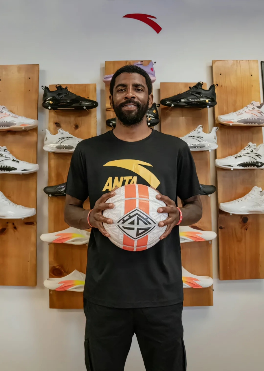 鲲城祝贺英博U21冲乙：期待小将们在中乙书写更多精彩篇章（鲲城恭贺英博U21升入中乙：期待小将们再创精彩篇章）